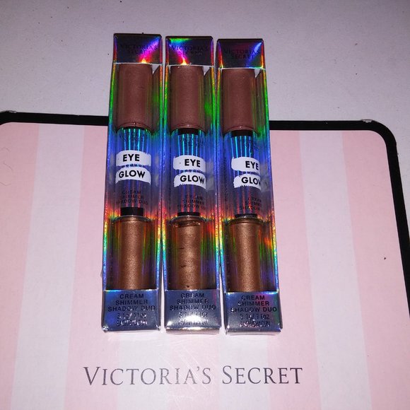 Victoria Secret Eye Shadow Duo - Picture 2 of 6